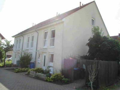 Öffentlich gefördertes Reihenendhaus mit Terrasse