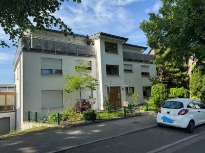 TOP EG-Wohnung mit EBK,  Terrasse und Garage in ruhiger Lage von Essen-Borbeck