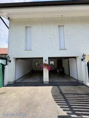 GROSSZÜGIGE DOPPELHAUSHÄLFTE IN GRÜNRUHELAGE MIT WIENBLICK IN MARIA ENZERSDORF ZU MIETEN!
