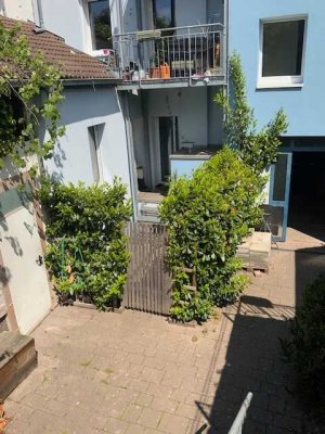 3 ZKB, Terrasse, Keller und Gartenmitbenutzung in Durlach-Aue ab sofort