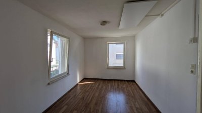 2,5 Zimmer Altbauwohnung