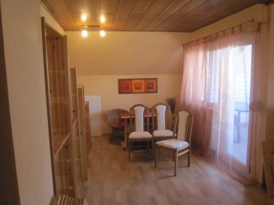 Renovierte 2-Zimmer Wohnung im 2. OG mit Balkon in Bingen am Rhein