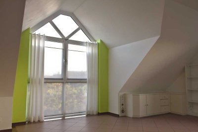 Von Privat - Dachgeschoss Maisonette Wohnung in zentraler und ruhiger Lage in Erkelenz