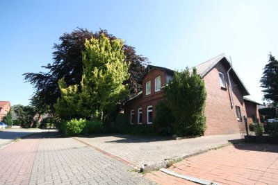 Mehrfamilienhaus mit drei vermieteten Wohneinheiten