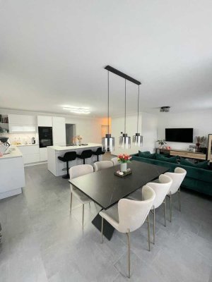 Elegante 4-Zimmer-Designwohnung mit Garten und 3 Tiefgaragenplätzen – Ihr Traumhaus wartet!