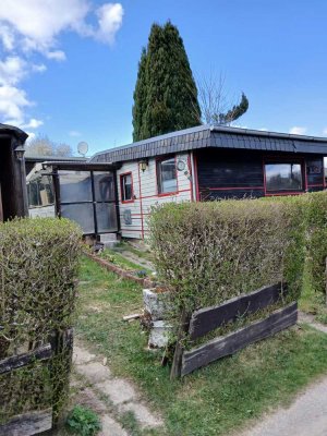 Preiswertes 2-Zimmer-Haus in Gummersbach-Würden 
Auf Pachtgrundstück. 
Preiswerter Erstwohnsitz!!