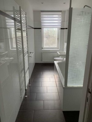 Große 3 Raum-Wohnung im Erdgeschoss
