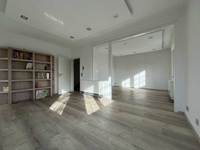 Geräumige Maisonette-Wohnung mit zwei Balkonen und Garage!