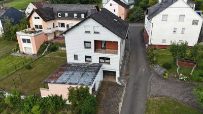 Einfamilienwohnhaus in ruhiger Randlage der Eifelgemeinde Urschmitt