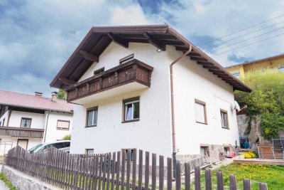Villa Sonnenschein - Haus mit Potenzial in Aussichtslage