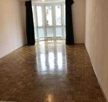 Große 1 Zi.-Wohnung in Esslingen, zentrale Lage!
