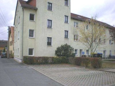 Geräumige 3-R.-Wohnung im 1.OG in Caaschwitz