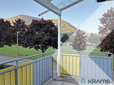 Kamin, Charakter & Flügeltüren: 3-Zimmer-Wohnung in Dettingen an der Erms!