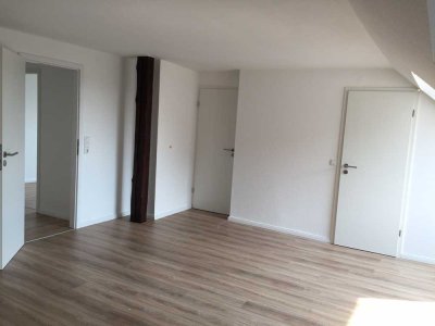 Wunderschöne 2-Zimmer-Dachgeschosswohnung