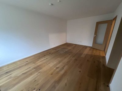 Helle gemütliche 1,5-Zimmer Wohnung mit Balkon