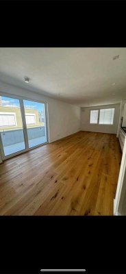 Moderne 2-Zimmer-Wohnung (64 m²) mit Balkon & TG-Platz – Pflichtmöblierung