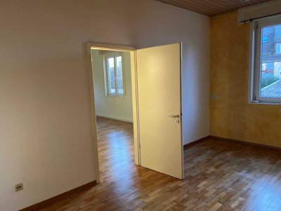 Charmantes 1,5-Zi.-WG -Apartment (EG)- in Altdorf