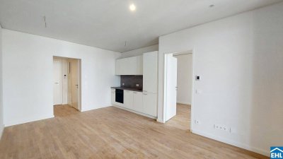 Wohnen mit Skyline-Flair – Rooftop Pool &amp; Fitness bei der U1