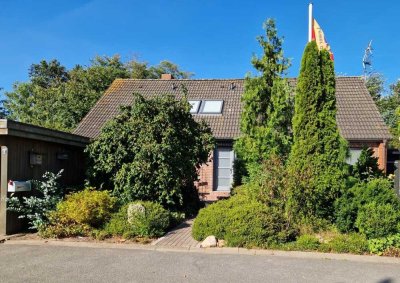 Topgepflegtes Einfamilien-/Ferienhaus auf traumhaftem, großem Grundstück in sehr ruhiger Lage