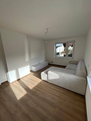Frisch renovierte und moderne Wohnung in ruhiger Lage in St. Johann im Pongau zu vermieten.