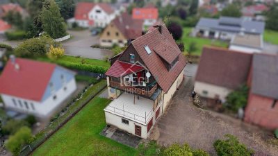 Privat, geräumig, renovierungsbereit – Eigentumswohnung mit Charakter