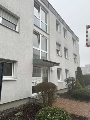 Attraktive 4,5 Zimmer-Wohnung mit Balkon in zentraler Lage in Kelkheim