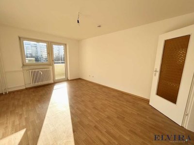 elvirA! Karlsfeld -  helle und freundliche 2 Zimmerwohnung
