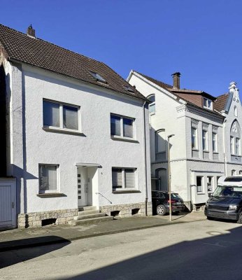 Charmante, hochwertig sanierte Wohnung im Mehrgenerationenhaus in Steinheim