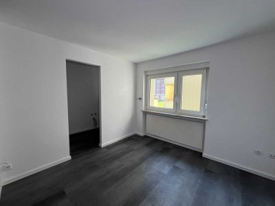 *Sofort verfügbar* Sanierte 1-Zimmer Erdgeschosswohnung in Lauf