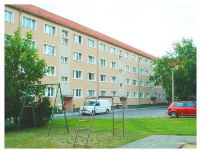 Friedrich-Engels-Straße 13