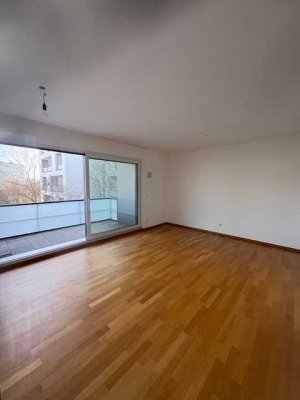 Wunderschöne 2-Zimmer Wohnung in Regensburg Innenstadt/Nähe Gericht