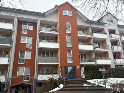 Gepflegte 2-Zimmer -Wohnung mit schönem Balkon und Stellplatz