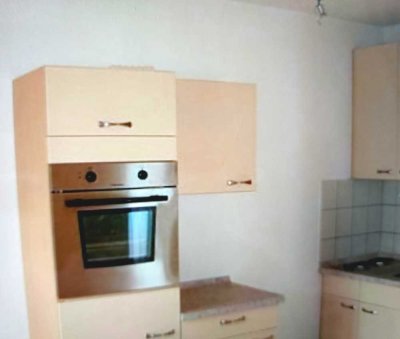 Mind. 1 Jahr oder länger gepflegte 1-Zimmer-Wohnung mit Balkon und Einbauküche in Kaiserslautern