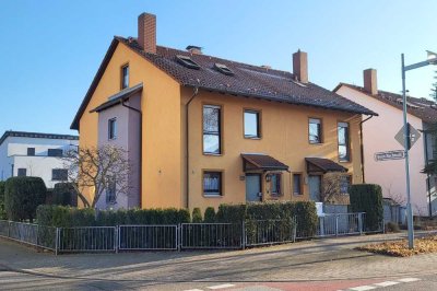 NEU: Familienfreundliche Doppelhaushälfte  mit großem Sonnengarten