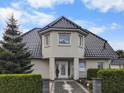 Modernes Einfamilienhaus mit Wintergarten, gepflegtem Garten, Photovoltaikanlage und E-Ladestation i