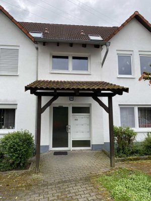 Schöne, neu renovierte 2-Zimmer-Wohnung in Groß-Breitenbach