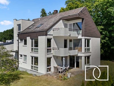 Traumhafte Waldrandlage! Gepflegtes Architektenhaus mit großem Garten und ELW