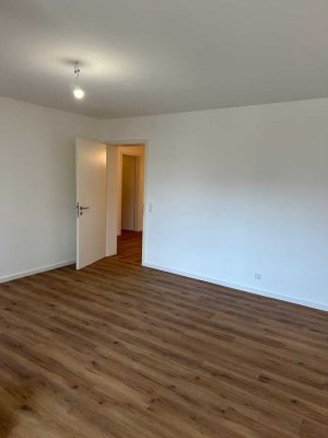 Zentrumsnah Wohnen!  2-Zimmer-Stadtwohnung mit Tiefgarage und Kellerabteil!