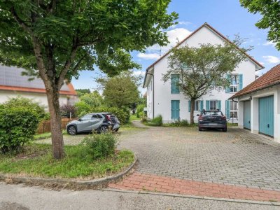 Charmante 2-Zimmer-Wohnung mit großzügigem Balkon und offener Küche in Oberschweinbach
