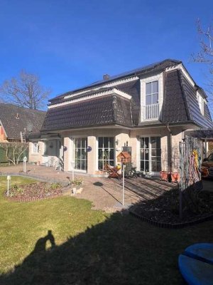 Villa- first- class. Schön wohnen- genau hier.