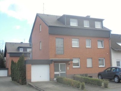Schöne 3-Zimmer-EG-Wohnung mit Balkon und Gartennutzung in Niederkassel-Mondorf