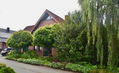 Charmantes Einfamileienhaus mit Doppelgarage in naturnaher Lage in Merzen/ Landkreis Osnabrück