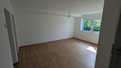 Sanierte Souterrainwohnung zu vermieten
