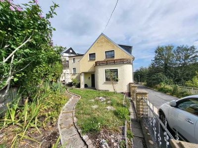 Teilsaniertes Einfamilienhaus in Reichenbachs Altstadt