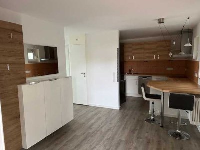super gemütliche 1,5-Zimmer Wohnung mit Balkon, Wohnküche und TG in Böblingen kurzfristig zu verm.
