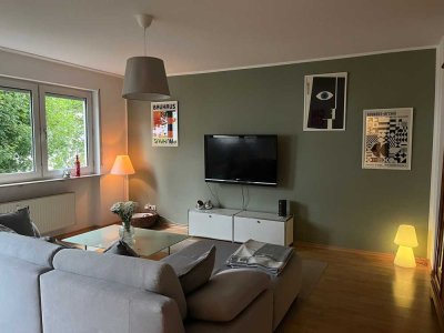 +Provisionsfrei + Sonnige 2 ZKB, bevorzugte Wohngegend, Am Heidenkopferdell