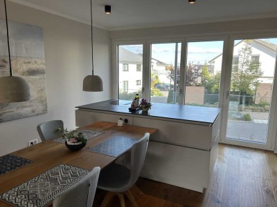 Luxuriöse 4-Zimmer Wohnung mit Garten und Blick ins Grüne in Weinsberg - ohne Makler