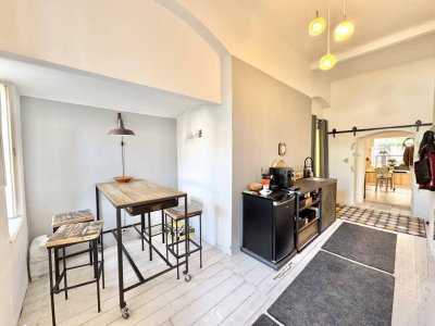 Stadtwohnung oder Atelier – Gestaltungspotenzial in zentraler Lage