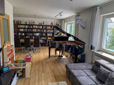 3,5-Zimmer-Wohnung mit guter Ausstattung in zentraler Lage von Gröbenzell