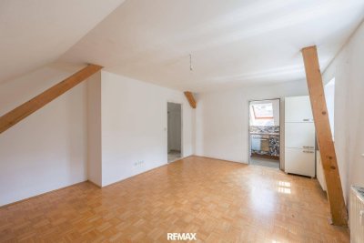 Großzügige Maisonette-Wohnung in zentraler Lage!